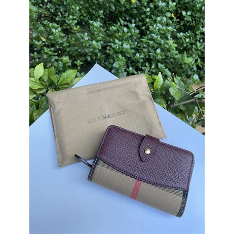 burberry hampstead wallet|Burberry card case.